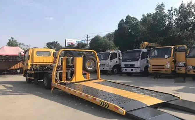 逊克汽车中途维修案例